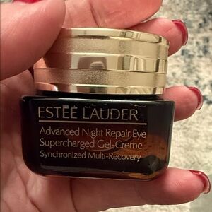 Estee Lauder Advanced Night Repair Eye Gel-Creme - Black and Gold
